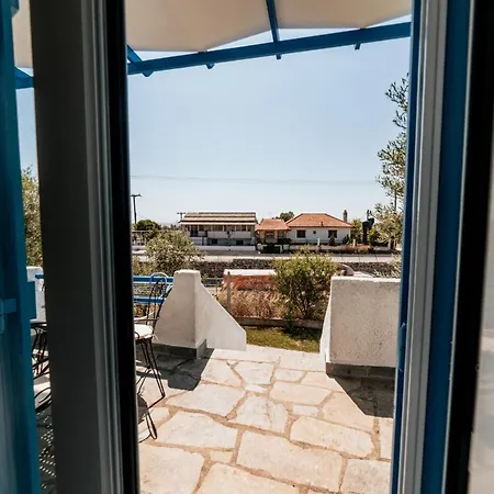 Cyclades Luxury Studios Nea Poteidaia Exterior photo