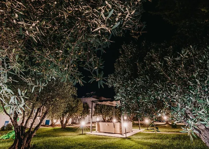 Cyclades Luxury Studios