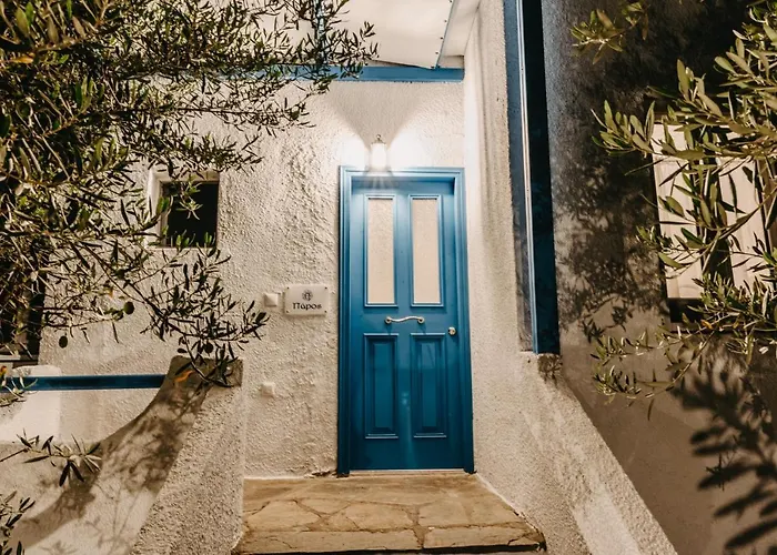 Cyclades Luxury Studios