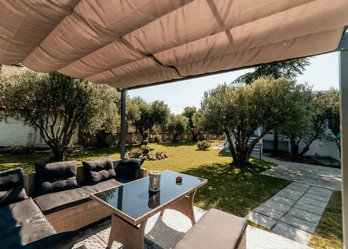 Cyclades Luxury Studios