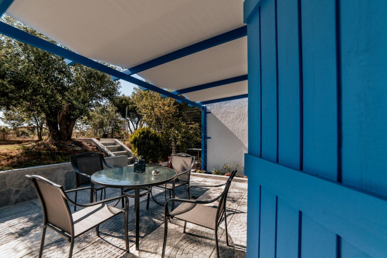 Cyclades Luxury Country house