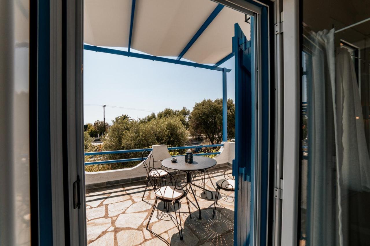 Cyclades Luxury Country house