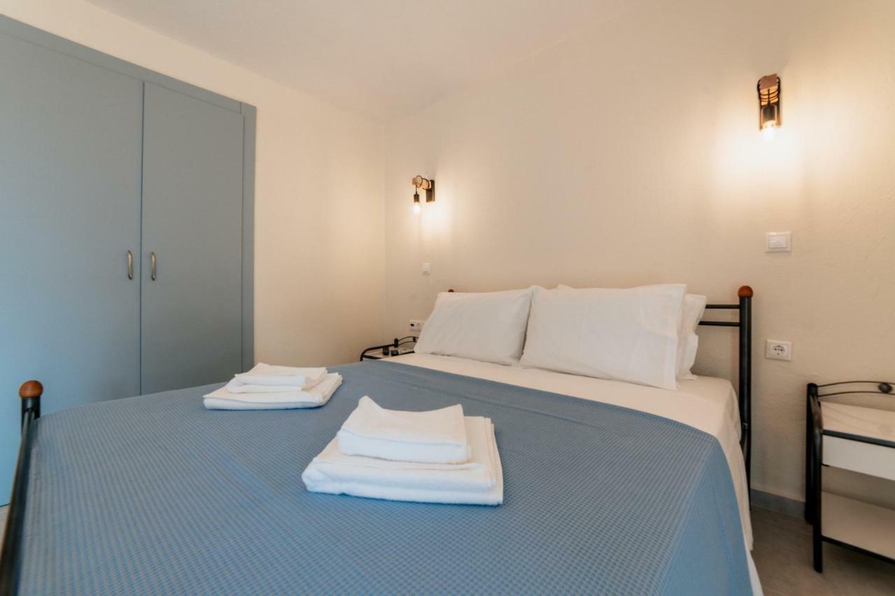 Cyclades Luxury Country house